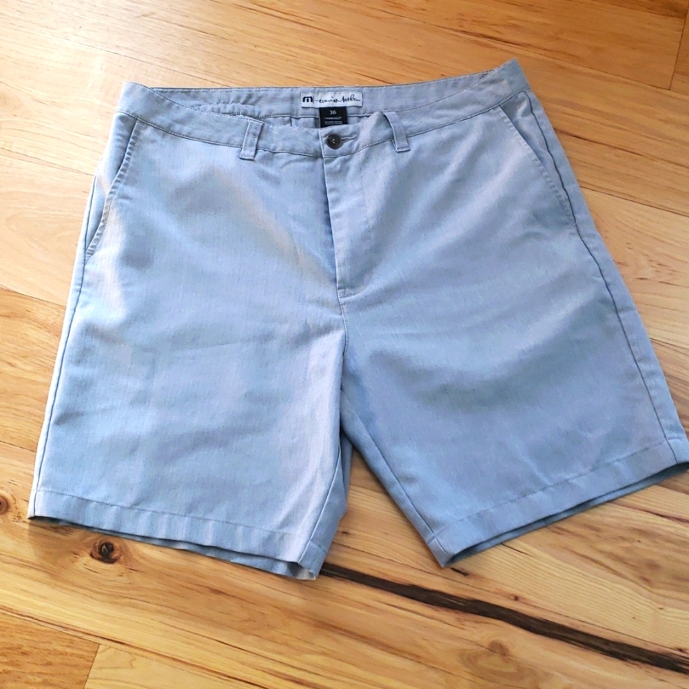 Travis Mathew Herringbone Gray Size 36 Golf Shorts